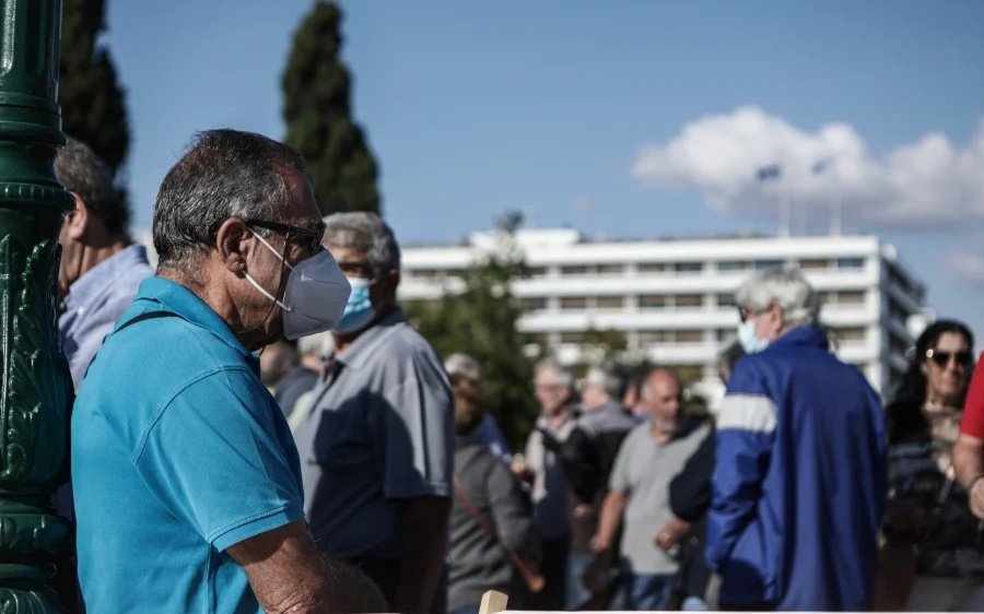 Συντάξεις Ιουλίου: Πότε στέλνουν ταμείο Δημόσιο, ΙΚΑ, ΟΑΕΕ, ΝΑΤ