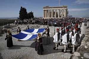 Η 12η Οκτωβρίου 1944:«Η πιο ελαφριά μέρα του κόσμου»-  Εικόνες από την Ακρόπολη