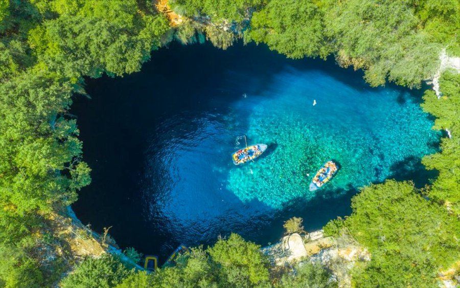 Αλλάζει το ωράριο λειτουργίας των Σπηλαίων Δρογκαράτης και Μελισσάνης