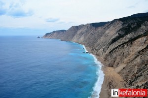 Από την Πλατιά Άμμο προς την ιστορική Μονή των Κηπουραίων (εικόνες)