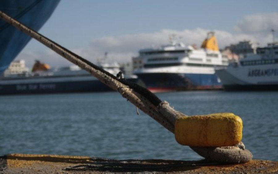 Χωρίς πλοία η χώρα την Τετάρτη 13 Σεπτεμβρίου - 24ωρη απεργία της ΠΝΟ για τον θάνατο στον Πειραιά