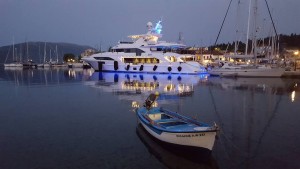 Φισκάρδο by night...