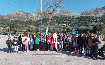 Όμορφη Χριστουγεννιάτικη εκδήλωση στα Διβαράτα