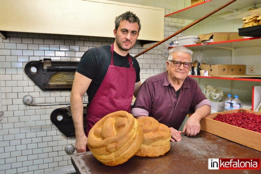 Ξεφούρνισε τα Χριστόψωμα ο Σέσουλας! Λαχταριστός προορισμός για τα Χριστούγεννα!