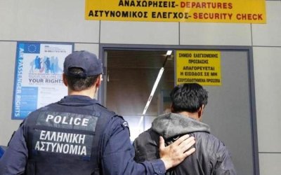 Συνελήφθησαν δέκα αλλοδαποί στα αεροδρόμια της Κεφαλονιάς και της Κέρκυρας