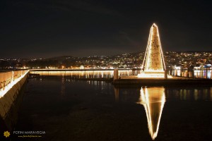 Τα γιορτινά φώτα της πόλης