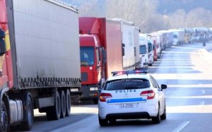 Απαγόρευση κυκλοφορίας φορτηγών άνω των 3,5 τόνων κατά τον εορτασμό του Δεκαπενταύγουστου