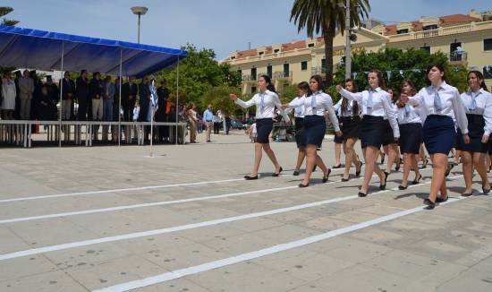 Παρέλασαν τα νιάτα στην επέτειο της Ενωσης των Επτανήσων (photos)