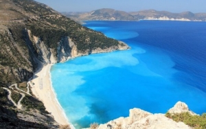 The newspaper BILD explores the beach of MYRTOS !