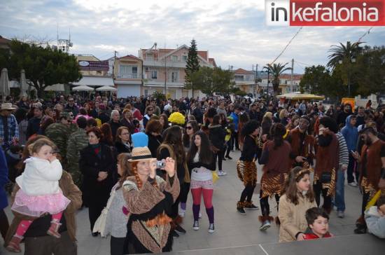 Ληξούρι:  Διασκέδαση  και μετά την παρέλαση