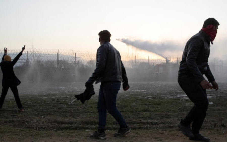 Πρόεδρος Κομισιόν προς Ερντογάν: Απομακρύνετε τους μετανάστες από τα σύνορα με την Ελλάδα