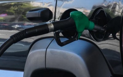 Επίδομα βενζίνης: Πότε «ανοίγει» το Fuel Pass 2, ποιοι θα πάρουν 60, ποιοι 80 και ποιοι 100 ευρώ