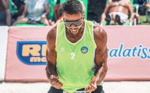 Στα τελικά του Πανελληνίου Πρωταθλήματος Beach Volley στο Σύνταγμα, ο Κεφαλονίτης Βαγγέλης Σιδέρης!