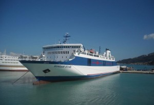 Το ΙΟΝΙΑΝ ΣΤΑΡ στην LEVANTE FERRIES