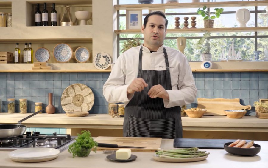 Η Ρομπόλα Κεφαλονιάς «πρωταγωνιστεί» με τον Γιώργο Αντωνέλλο στη νέα καμπάνια του Υπουργείου