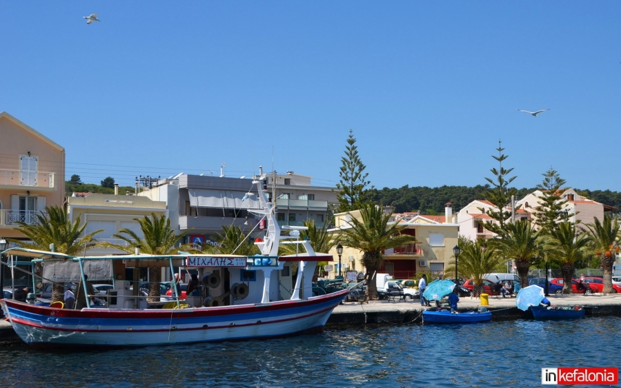 Όμορφο ηλιόλουστο Αργοστόλι (εικόνες)