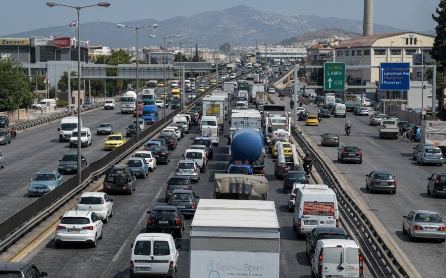 Η κυβέρνηση ανακοίνωσε μέτρα για να μην «φρακάρει» ο Κηφισός