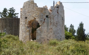 Οι λαβωμένοι ανεμόμυλοι στα Δαμουλιανάτα εκπέμπουν SOS!