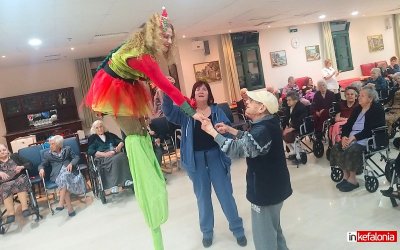 Όμορφες στιγμές με πολύ κέφι και ''μυρωδιά'' Χριστουγέννων στο Δημοτικό Γηροκομείο Αργοστολίου!